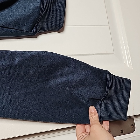 Puma Training XS navy blue zip up hoodie, neon pink/orange accents - Picture 12 of 15